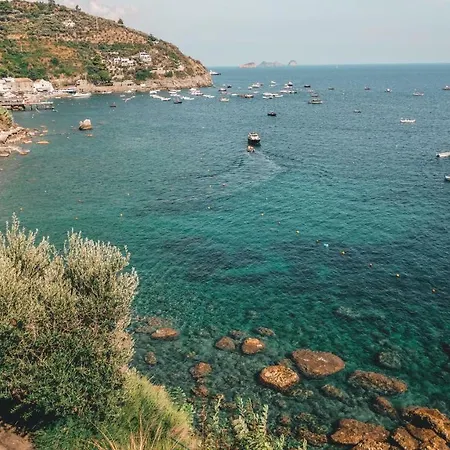 Villa A Con Giardino E Discesa A Mare